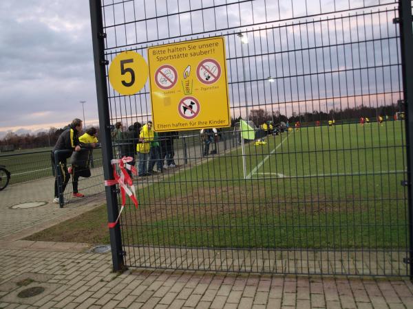 BVB-Fußballpark Hohenbuschei Platz 5 - Dortmund-Brackel