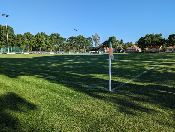 Akasztó sportpálya  - Akasztó