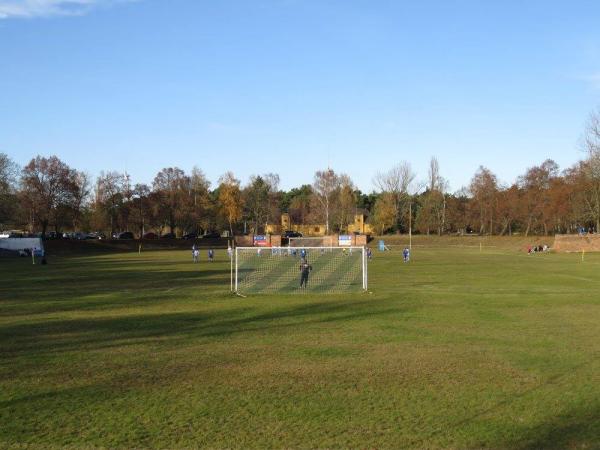 Militärstadion an der Höheren Fliegertechnischen Schule - Niedergörsdorf-Altes Lager