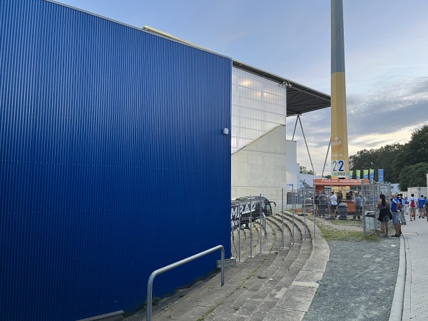 Merck-Stadion am Böllenfalltor - Darmstadt