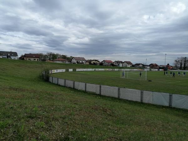Gradski Stadion  - Dugo Selo   