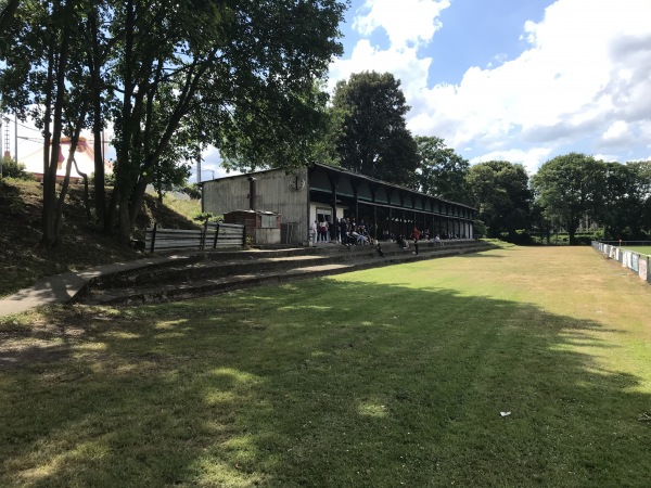 SG-Stadion im Sportzentrum Pfeifferswörth - Mannheim