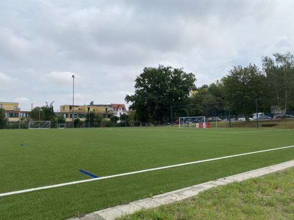 Turbine-Sportplatz - Der Felsen 2 - Halle/Saale-Giebichenstein