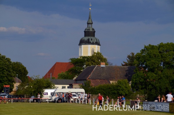 Sportplatz am Schloß - Großkmehlen