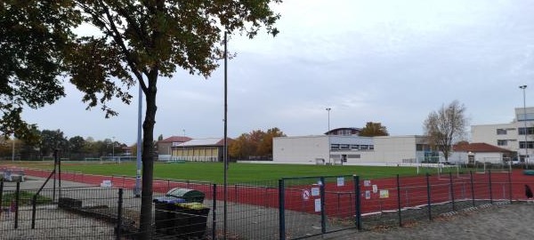 Bezirkssportanlage Planetenring - Garbsen