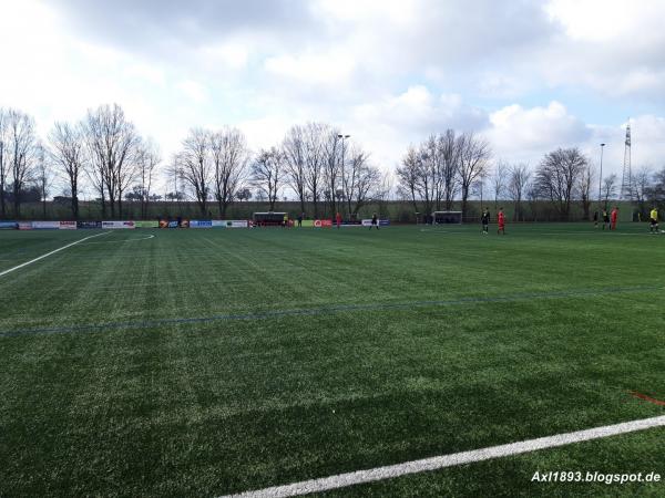 Sportanlage Kleines Feldle Platz 2 - Ludwigsburg-Pflugfelden