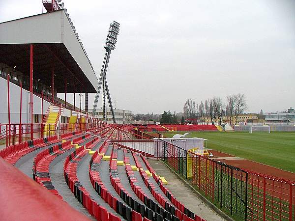 Bozsik Stadion (1913) - Budapest