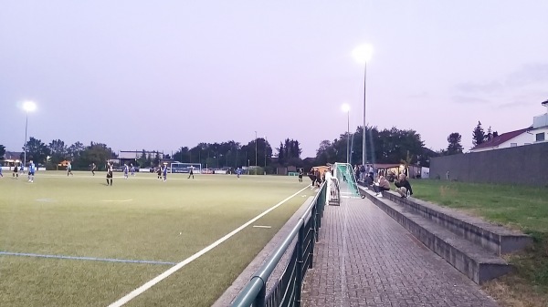Sportanlage Am Steinmarkt - Rüsselsheim/Main-Bauschheim