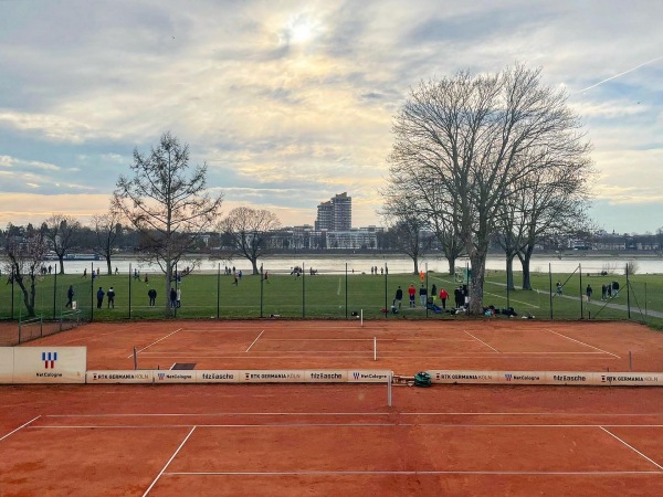 Bezirkssportanlage Poller Wiesen Platz 2 - Köln-Poll