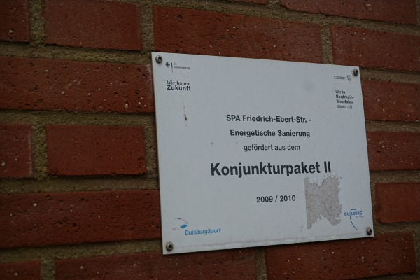 Bezirkssportanlage B8/Emsstraße - Duisburg-Fahrn