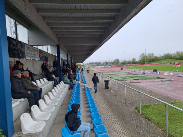 Vöhlinstadion im Sportzentrum Nautilla - Illertissen