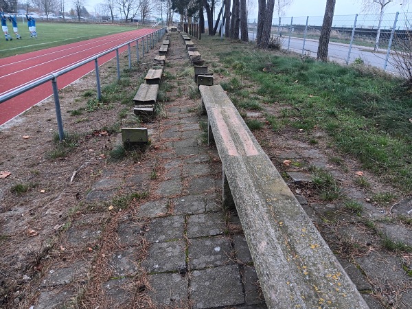 Sportanlage Hiddenhausener Straße - Loitz