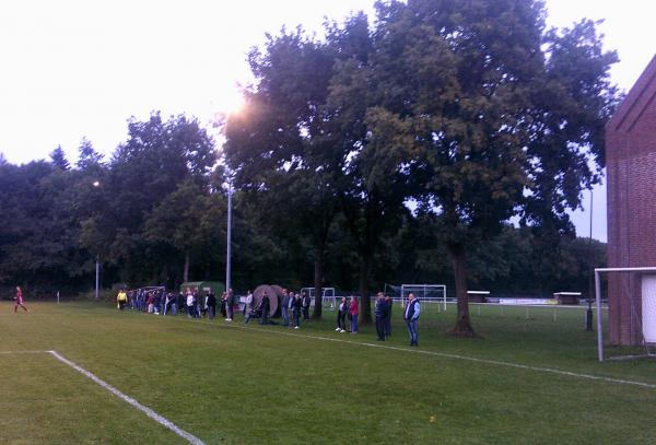 Sportanlage Bürgermeisterweg B-Platz - Hartenholm