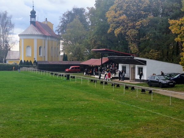 Fotbalové hřiště Sokola Tuhaň - Tuhaň Fotbalové hřiště Sokola Tuhaň - Tuhaň