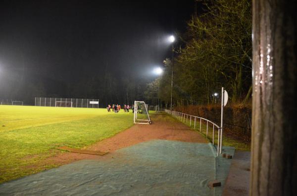 Sportplatz am Kreuzberghang - Bonn-Lengsdorf