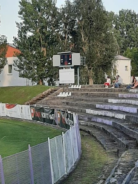 Mestský štadión Komárno (alt) - Komárno