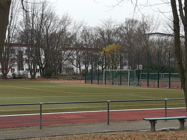 Sportplatz Thurgauer Straße - Berlin-Reinickendorf