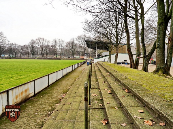 Autoteile Petras Arena Warbruckstraße - Duisburg-Marxloh