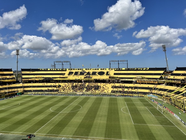 Estadio Campeón del Siglo - Montevideo