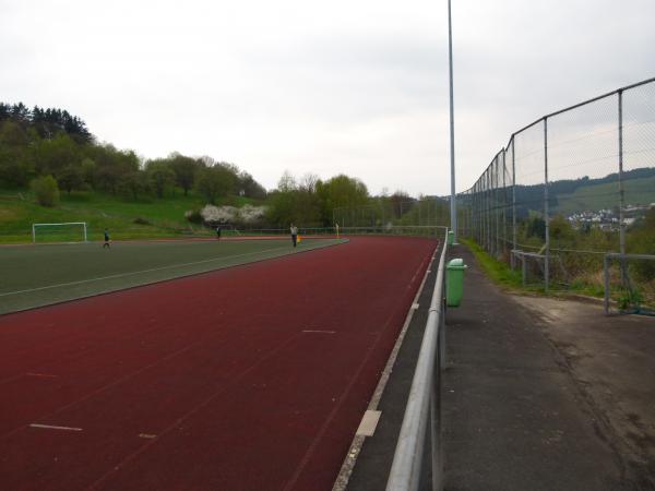 Holderbergstadion - Eschenburg-Eibelshausen