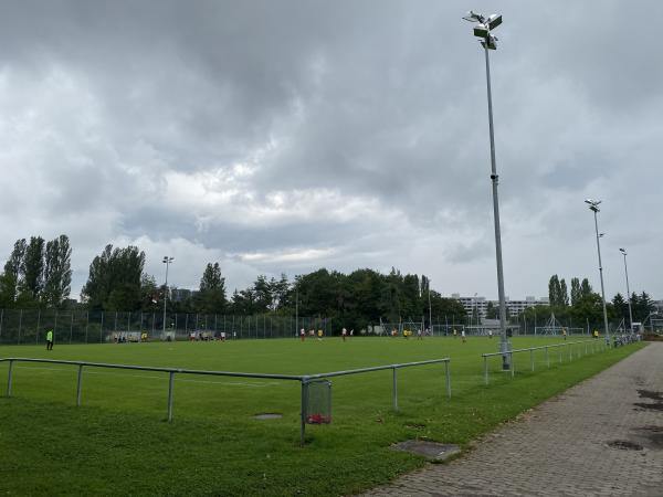 Sportanlage Hardhof Platz 8 - Zürich