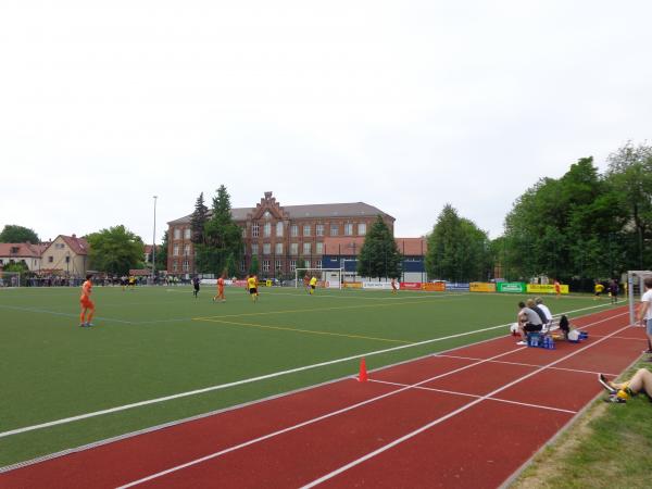 Sportplatz Hebbelstraße - Dresden-Cotta