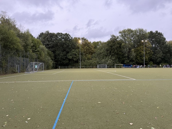 Wilhelm-Lindemann-Sportanlage Platz 2 - Hamburg-Lohbrügge