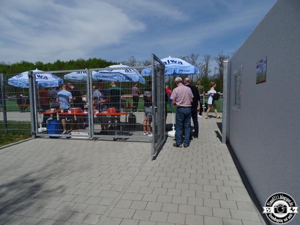 FV-Sportanlage - Kunstrasenplatz am Berg - Löchgau