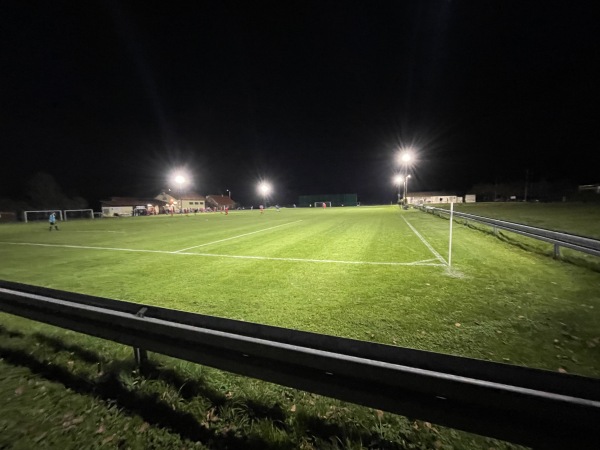 Sportgelände am Kreuzfeld Platz 2 - Maxhütte-Haidhof-Leonberg