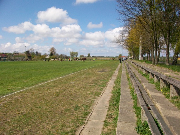 Boisko piłkarskie KS Jantar Siemyśl - Siemyśl