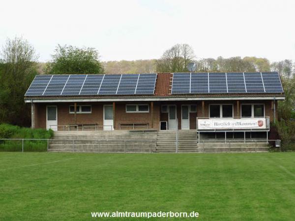 Sportplatz Sternlied - Büren/Westfalen-Weine