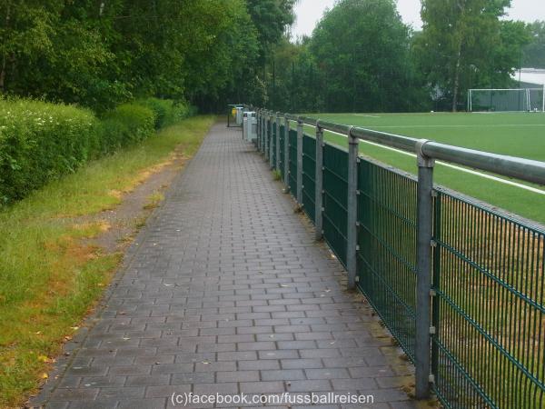 Herbert-Schade-Sportanlage Platz 2 - Solingen-Schaberg