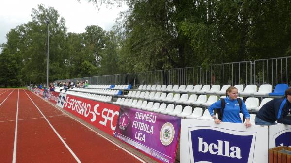 Daugavgrīvas vidusskolas stadions - Rīga (Riga) 