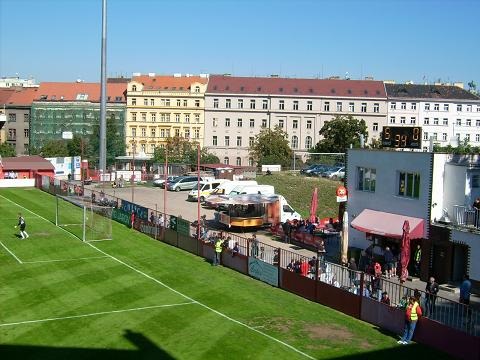 Stadion Viktorie v Seifertově ulici - Praha