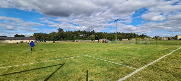 Stadion MKS Orzeł Rostarzewo - Rostarzewo