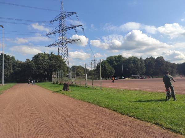 Bezirkssportanlage Lohberg Zum Fischerbusch (alt) - Dinslaken-Lohberg