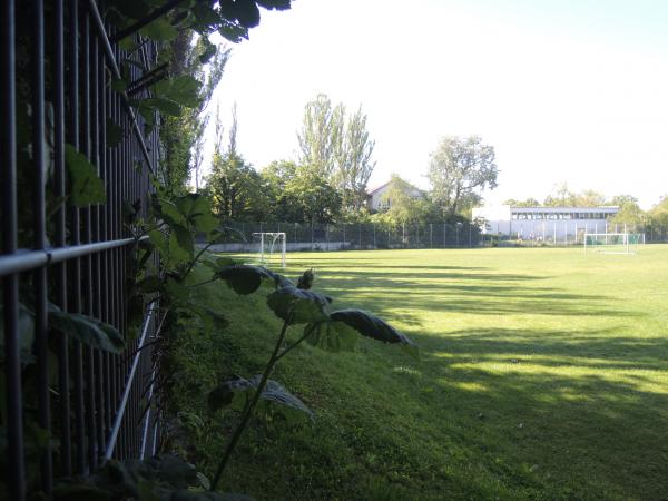 Rosegger Sportarena Nebenplatz - Frankfurt/Main-Eschersheim