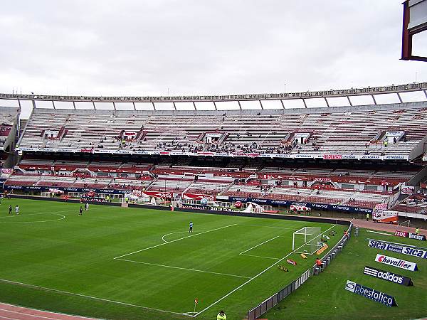 Estadio Mâs Monumental - Buenos Aires, BA