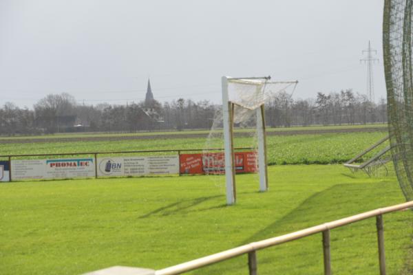 Sportplatz Stegstraße - Kleve-Düffelward