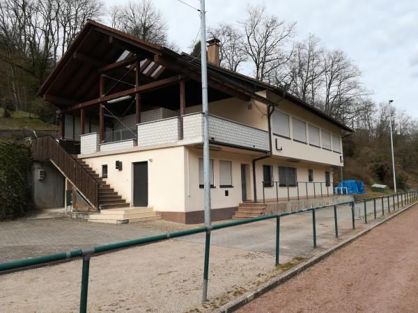 Sportplatz Am Schwimmbad - Gernsbach-Obertsrot