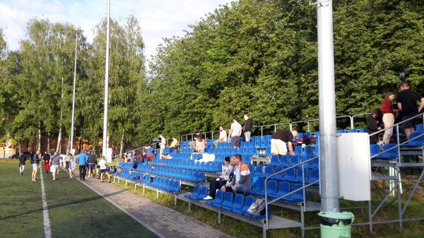 Stadions Rīgas Ostvalda vidusskola - Rīga (Riga)