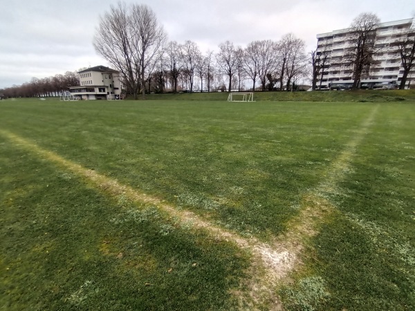 Bezirkssportanlage Poller Wiesen Platz 3 - Köln-Poll