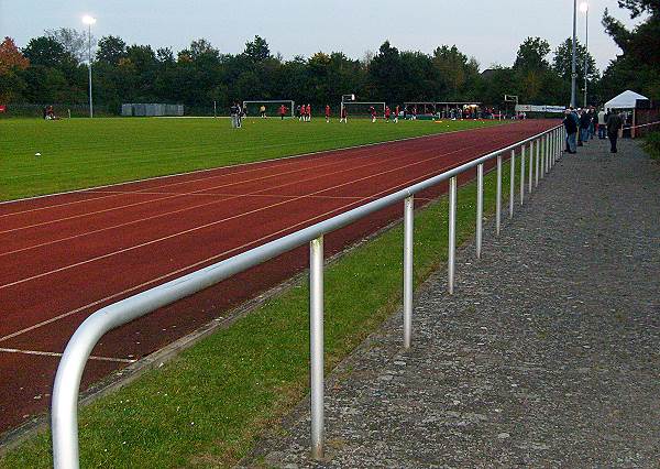 Hans-Heinrich-Hackmack-Stadion - Reinbek