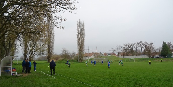 Fotbalové hřiště Žatčany - Žatčany