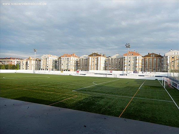 Estadio Municipal Santa Cruz de Bezana - Santa Cruz de Bezana, CB