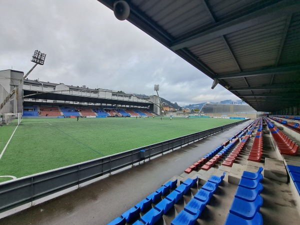 Estadio Nuevo Ganzábal - Langreo, AS