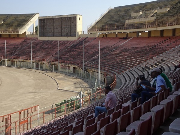 Estádio Cidade Universitária - Luanda