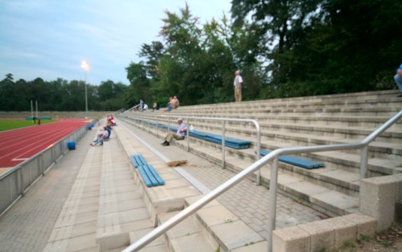 Sportparkstadion Neu-Isenburg - Neu-Isenburg