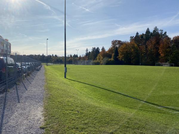 Sportanlage Barzloo Platz B - Pfäffikon ZH