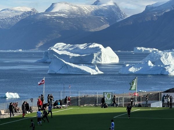 Uummannaq Stadion - Uummannaq